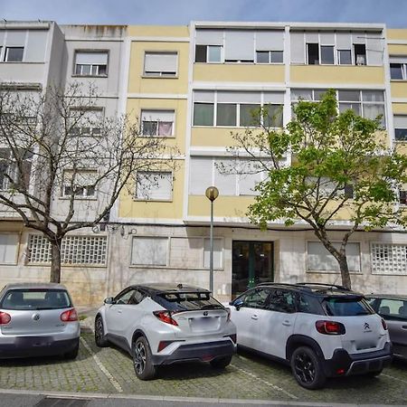 ליסבון Cozy And Sunny Family Apartment מראה חיצוני תמונה